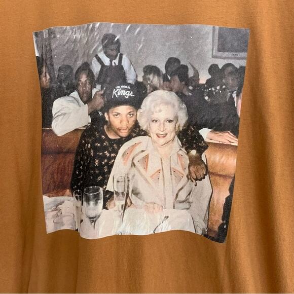 MENS TAN EAZY-E BETTY STREETWEAR GRAPHIC SHIRT SIZE XL NICE - Picture 2 of 3